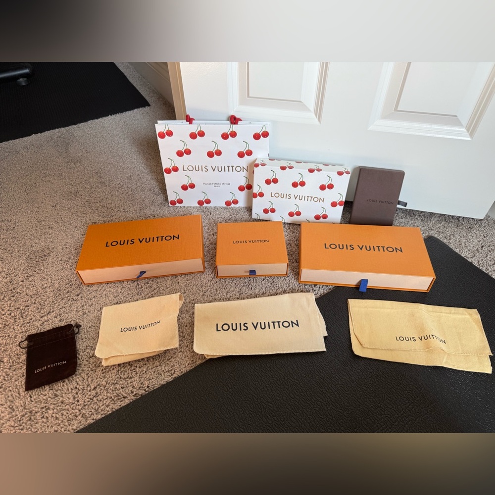 Louis Vuitton Boxes & Dust Bags